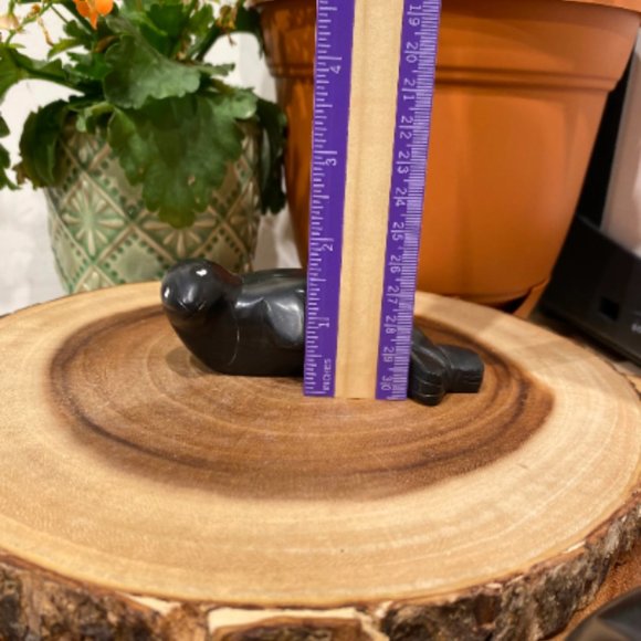 Black Marble Seal Carving, Ocean Theme Decor, Beach House Decor, Unique Carvings - Picture 5 of 6